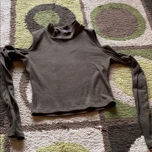 Long sleeve crop top